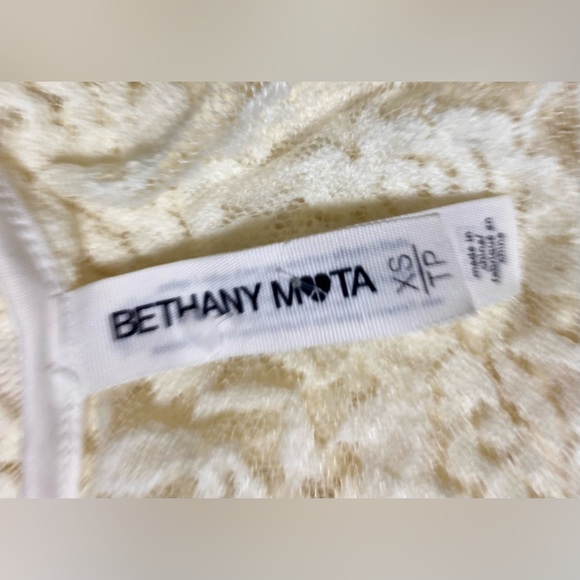 BETHANY MOTA 💖 Lace Mini Dress - Picture 6 of 6